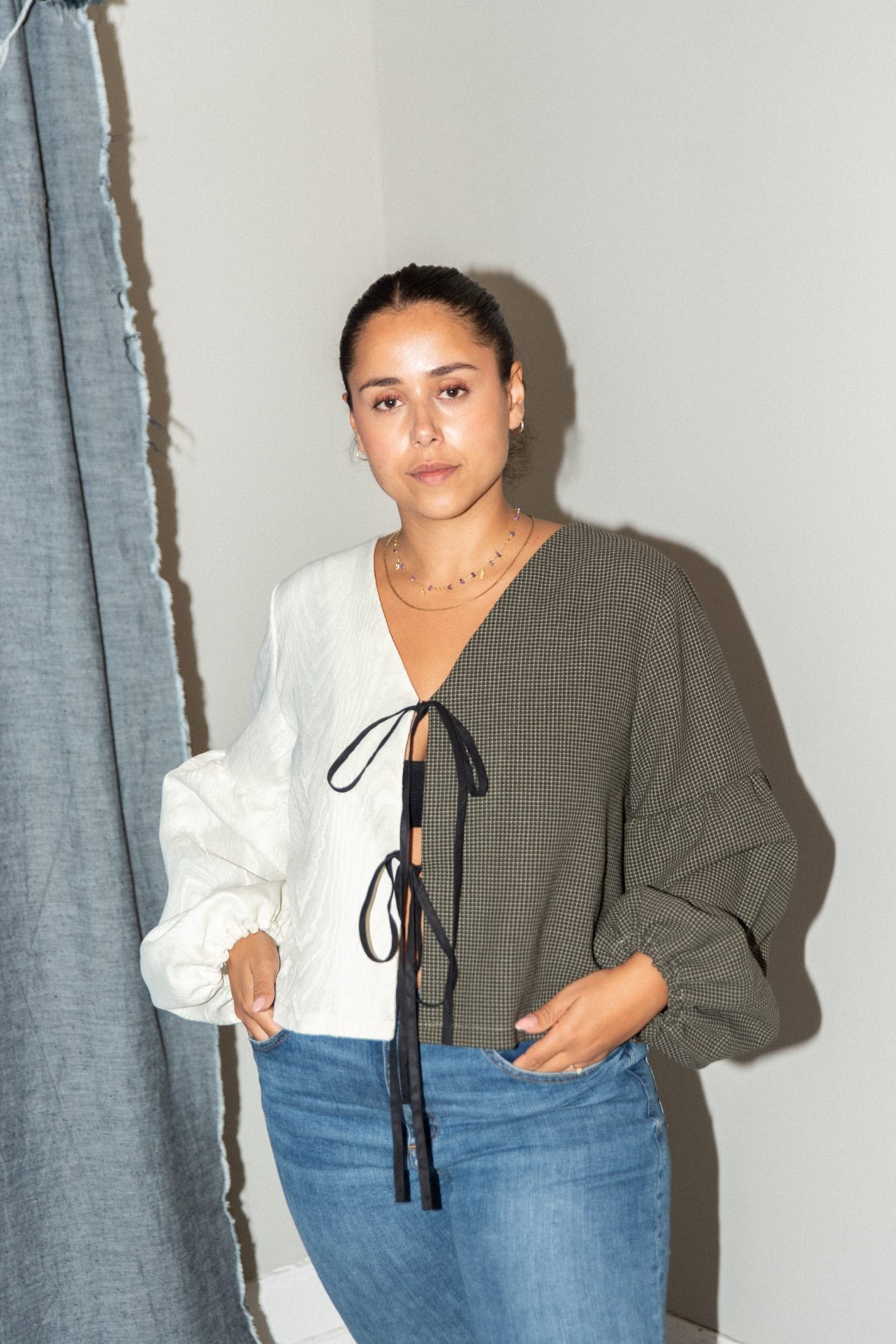 TIE BLOUSE x LANTERN