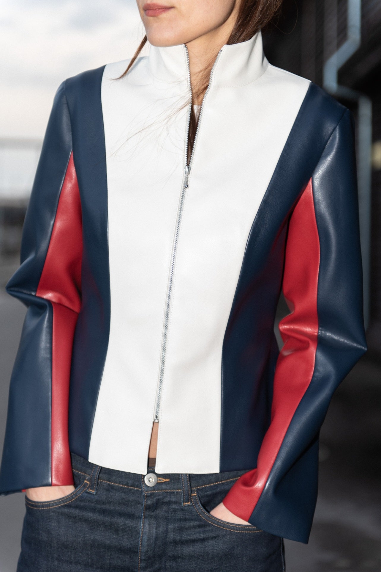 ZIP VEST X TWO PIECE SLEEVE (PDF)