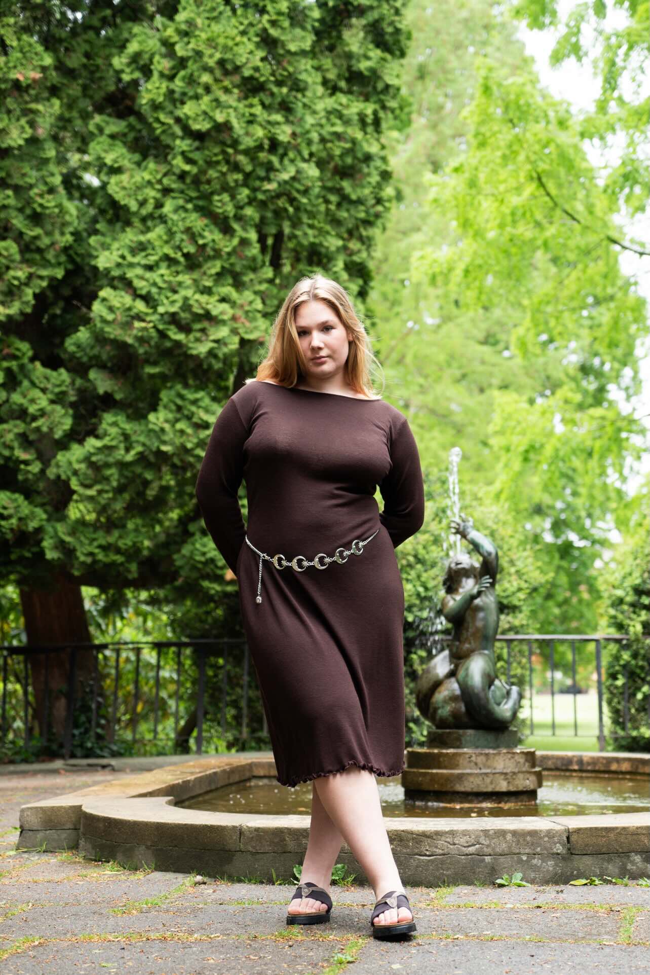 WAVY HEM DRESS x SLIM SLEEVES (PDF)